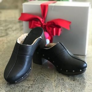 🎈SALE 🎈UGG Australia Womens Slip On Clogs Pumps